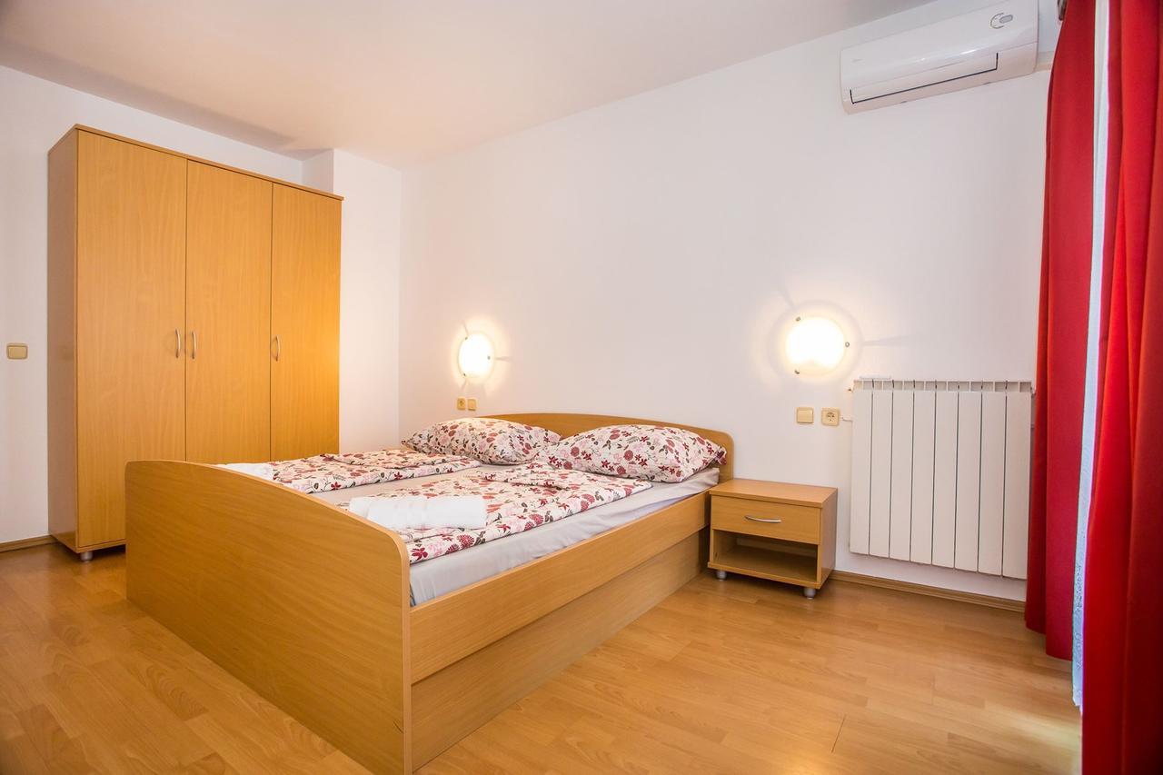 Stancija Lindi Porec Vrvari エクステリア 写真